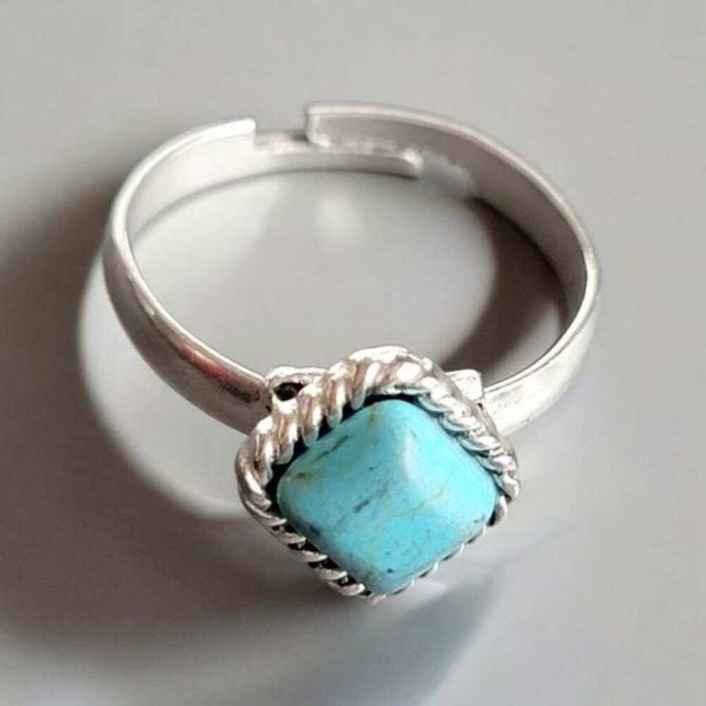 Silver and Turquoise Ring